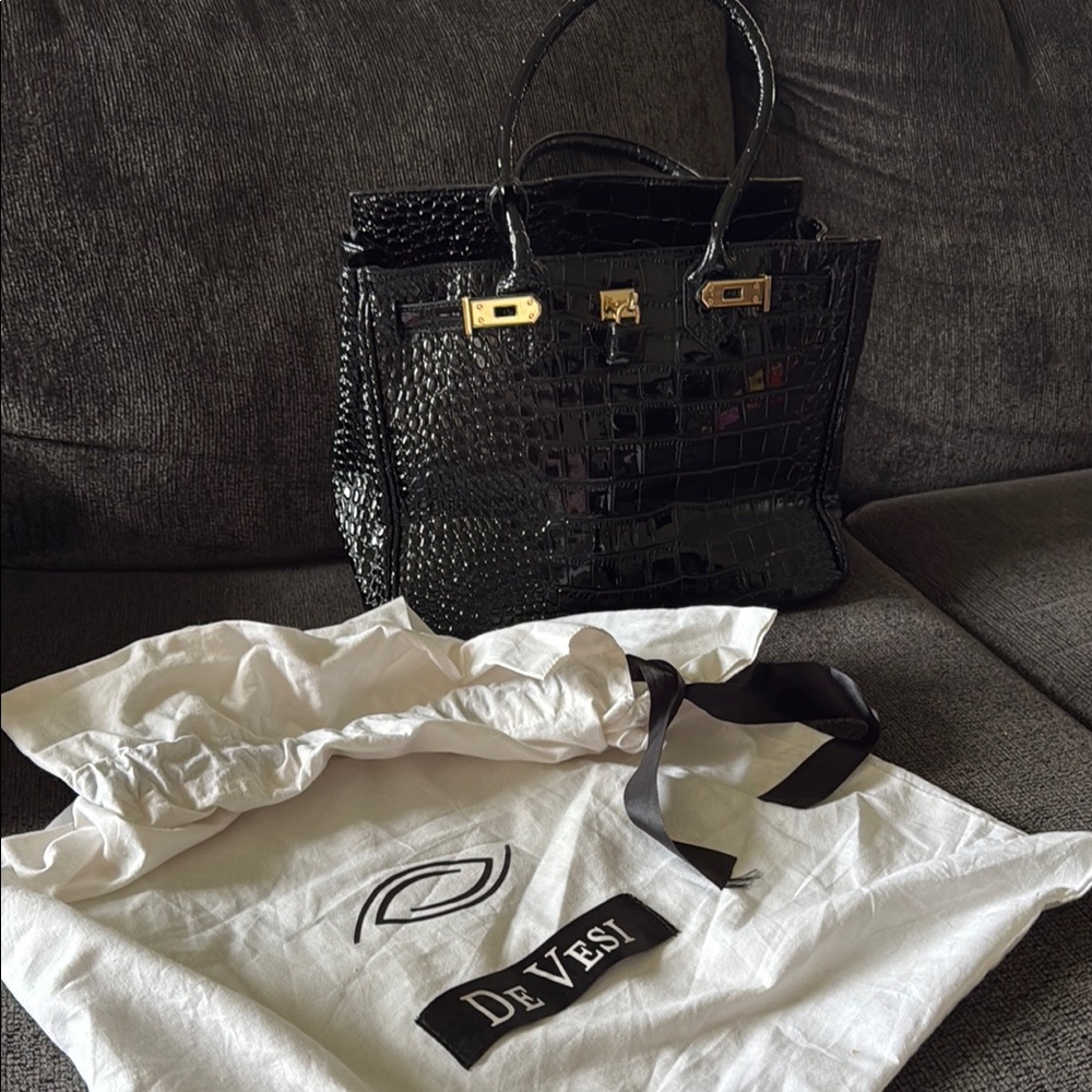 Black Crocodile Embossed Women's Bag